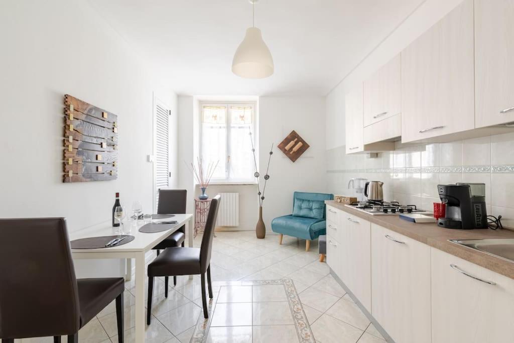 Appartamento Casa Regina 3, Nel Centro Di Alba! Esterno foto