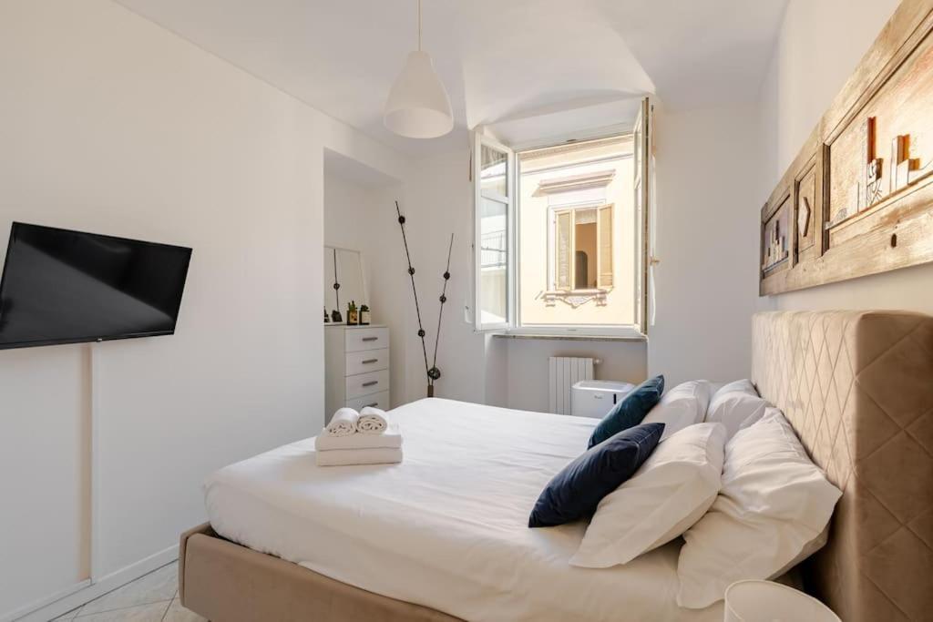 Appartamento Casa Regina 3, Nel Centro Di Alba! Esterno foto